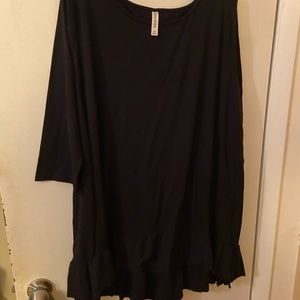3X black ruffle tunic top